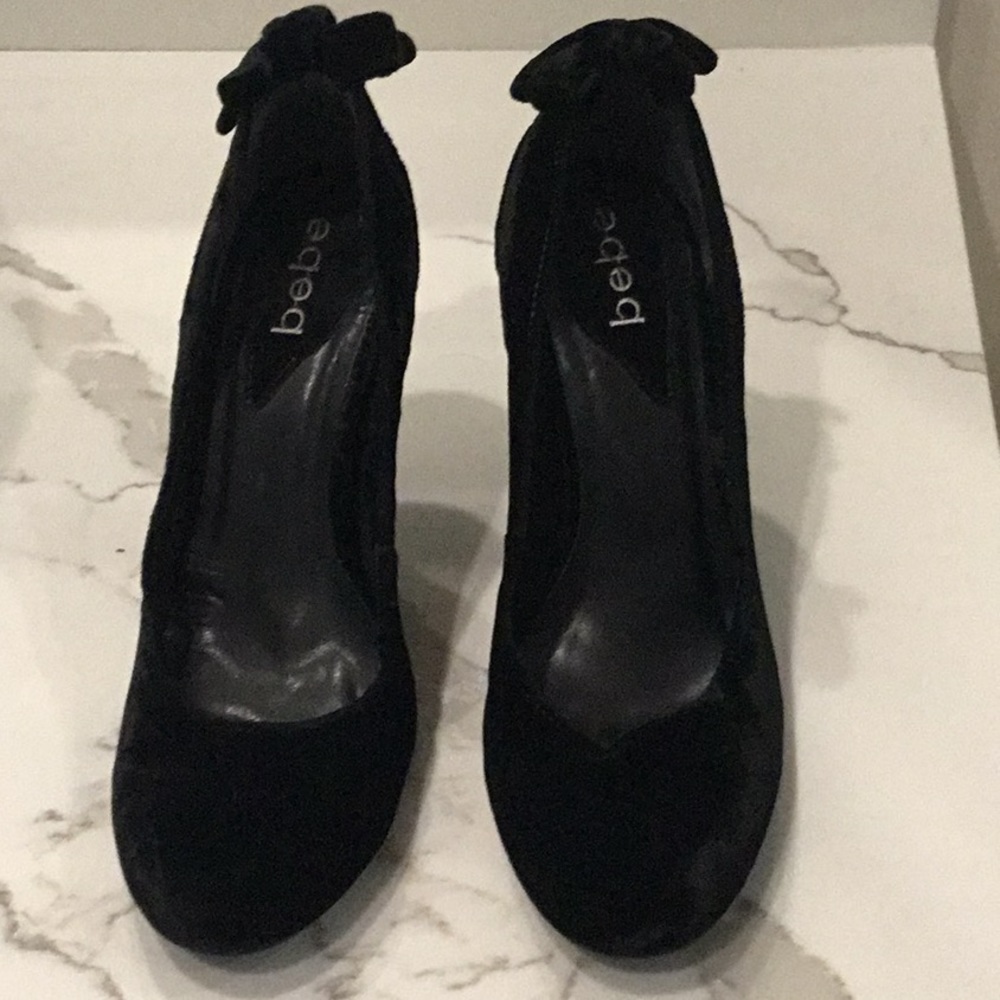 Black Velvet Bebe pumps, size 7B